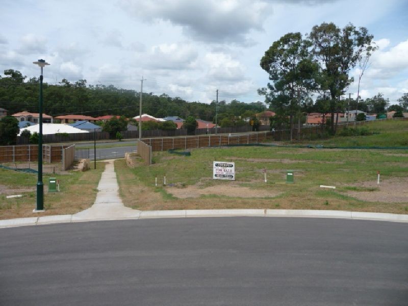 555 Mt Petrie Road, Mackenzie QLD 4156
