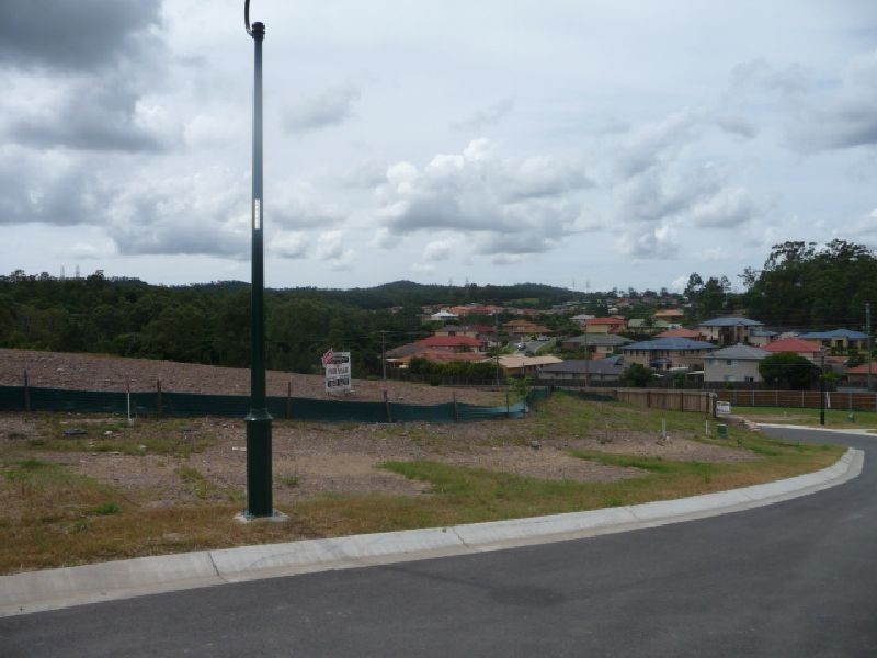 555 Mt Petrie Road, Mackenzie QLD 4156