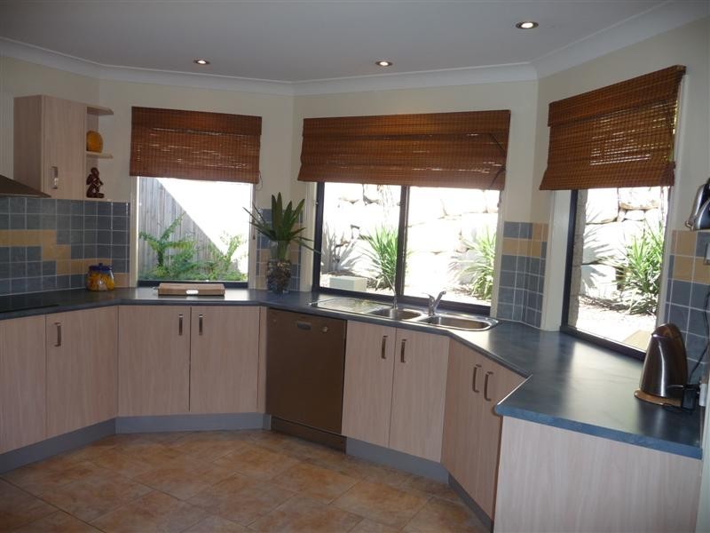 15 Puccini Place, Mackenzie QLD 4156