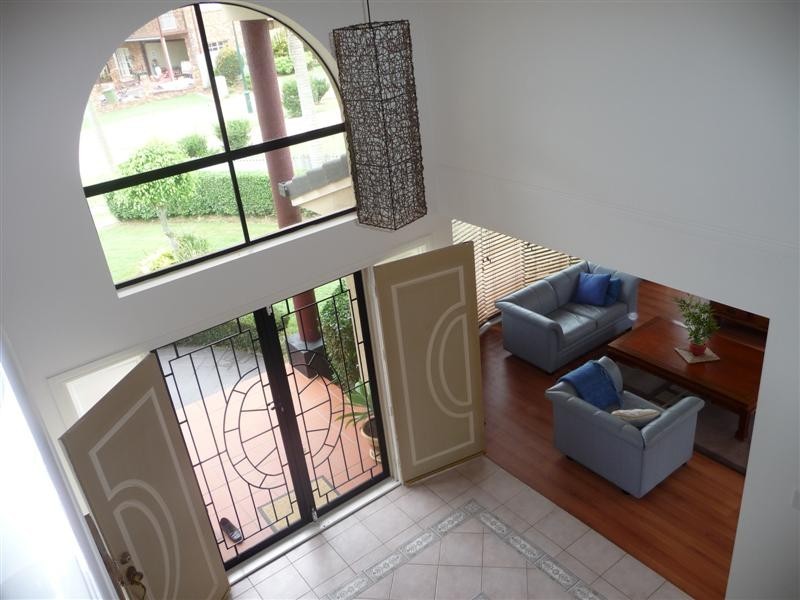 5 Duthie Court, Carindale QLD 4152