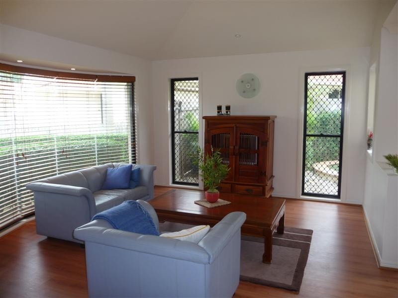 5 Duthie Court, Carindale QLD 4152