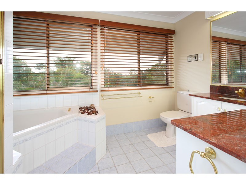 115 Garie Street, Wishart QLD 4122