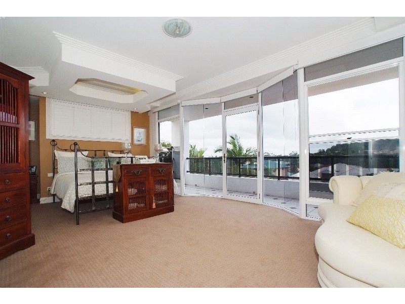 5 Tappin Court, Carindale QLD 4152