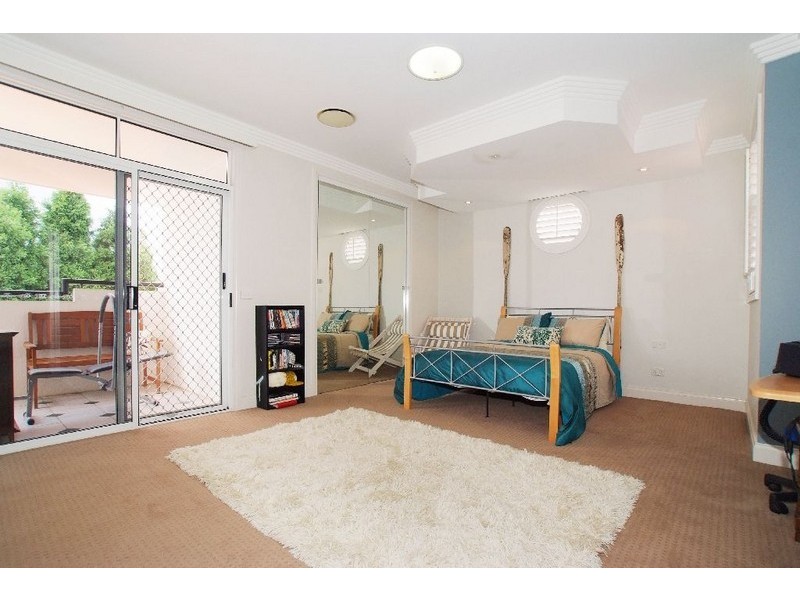 5 Tappin Court, Carindale QLD 4152