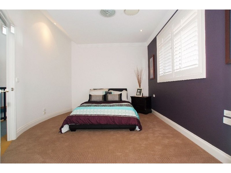 5 Tappin Court, Carindale QLD 4152