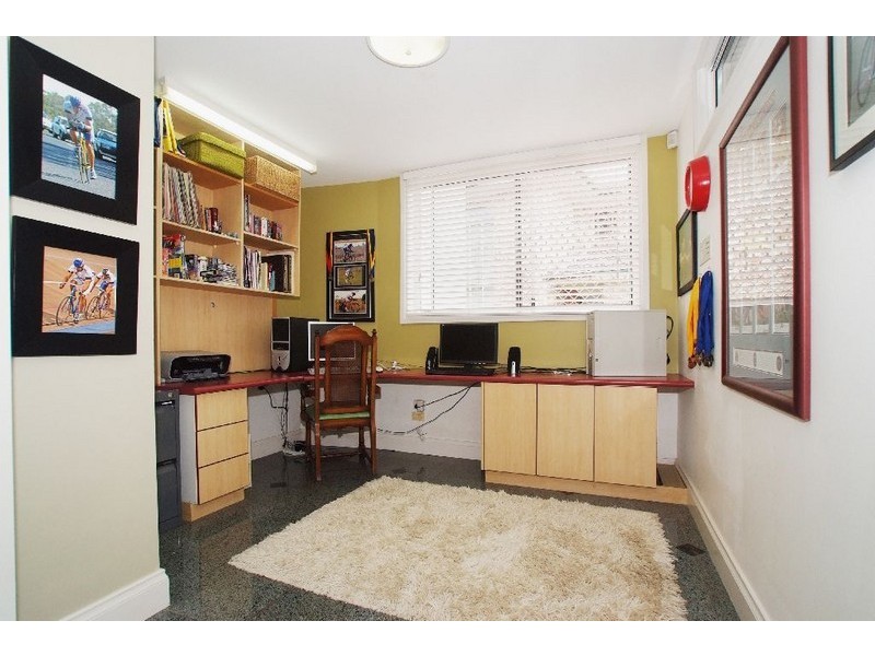 5 Tappin Court, Carindale QLD 4152