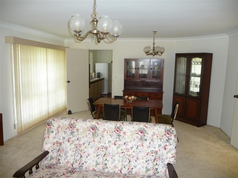 416 Winstanley Street, Carindale QLD 4152