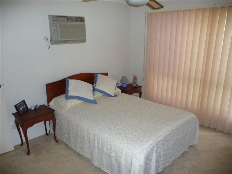 416 Winstanley Street, Carindale QLD 4152