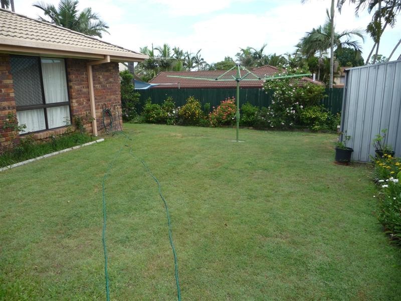 416 Winstanley Street, Carindale QLD 4152