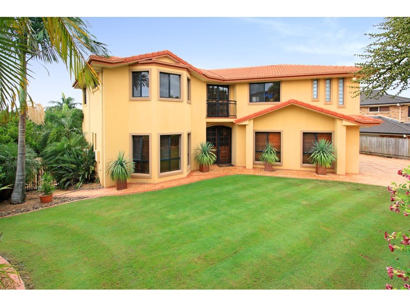 40 St Andrews Crescent, Carindale QLD 4152