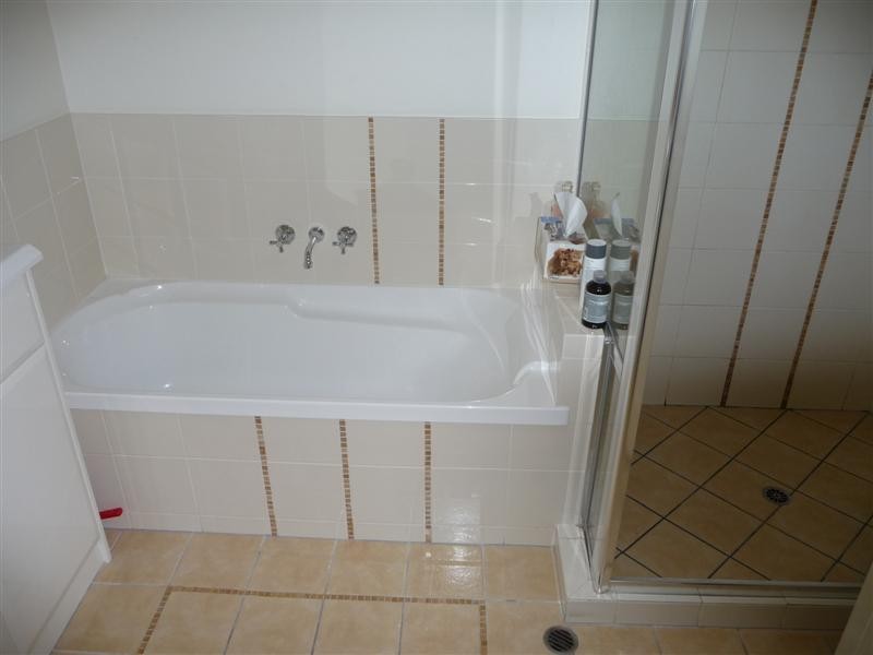 4/17 Tick Street, Mount Gravatt East QLD 4122