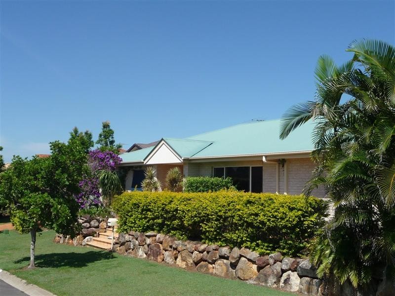 20 Clearmount Crescent, Carindale QLD 4152