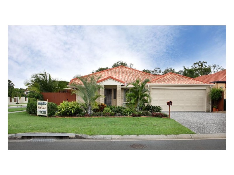 2 Holland Place, Carindale QLD 4152