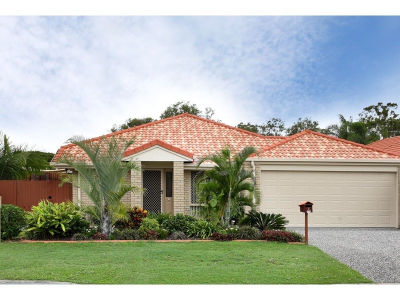 2 Holland Place, Carindale QLD 4152
