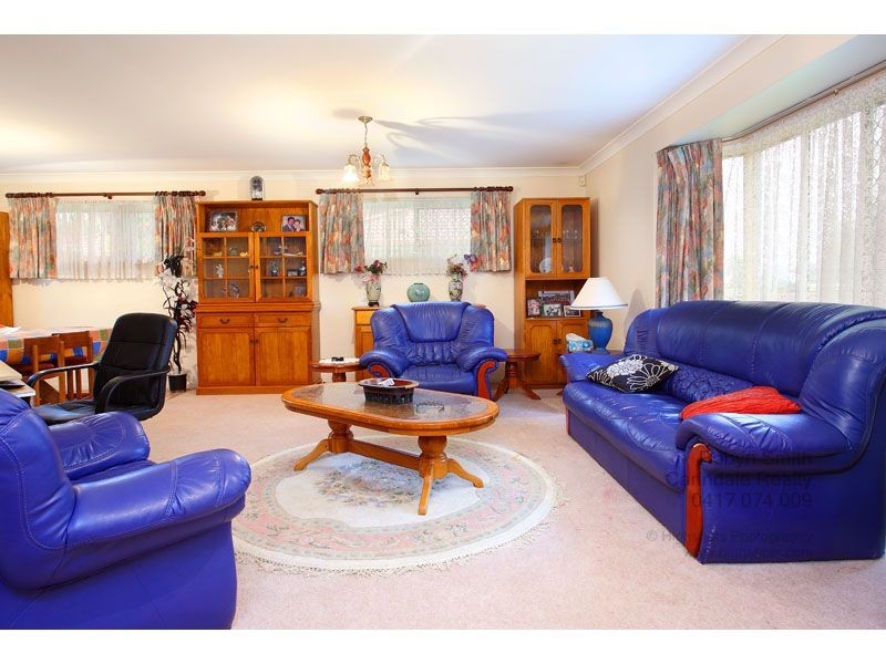 37 Ridgeview Street, Carindale QLD 4152