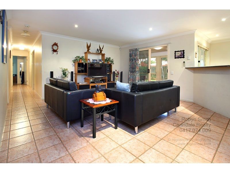 37 Ridgeview Street, Carindale QLD 4152