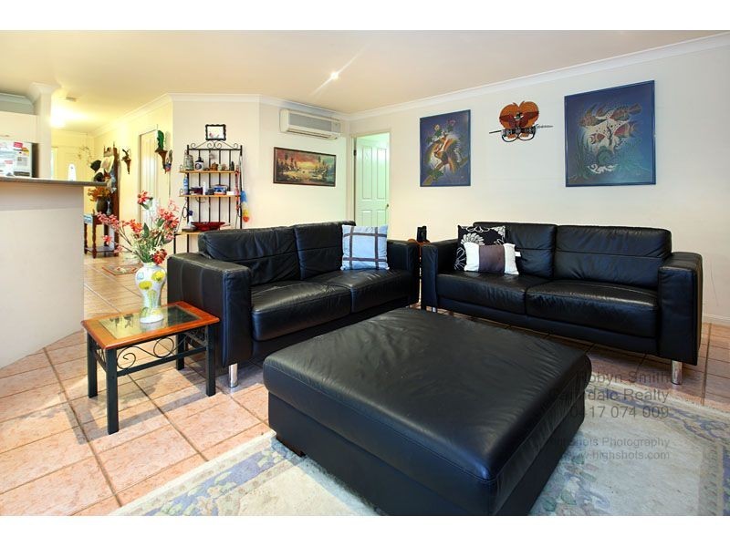 37 Ridgeview Street, Carindale QLD 4152