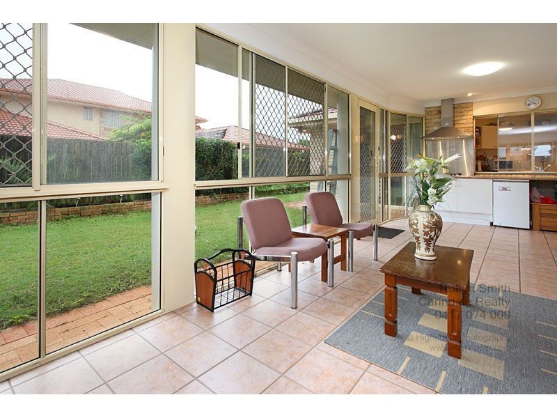 37 Ridgeview Street, Carindale QLD 4152