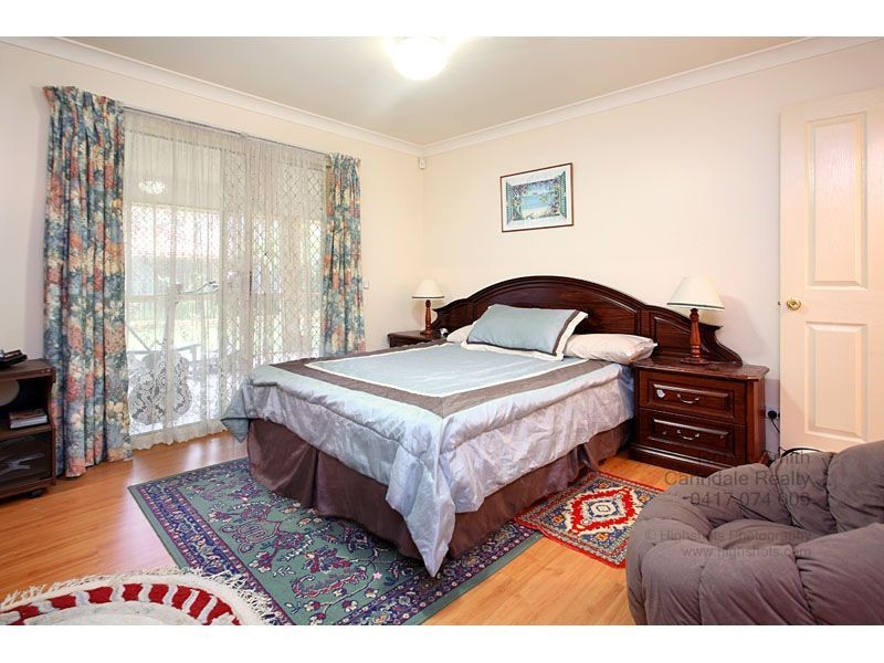 37 Ridgeview Street, Carindale QLD 4152