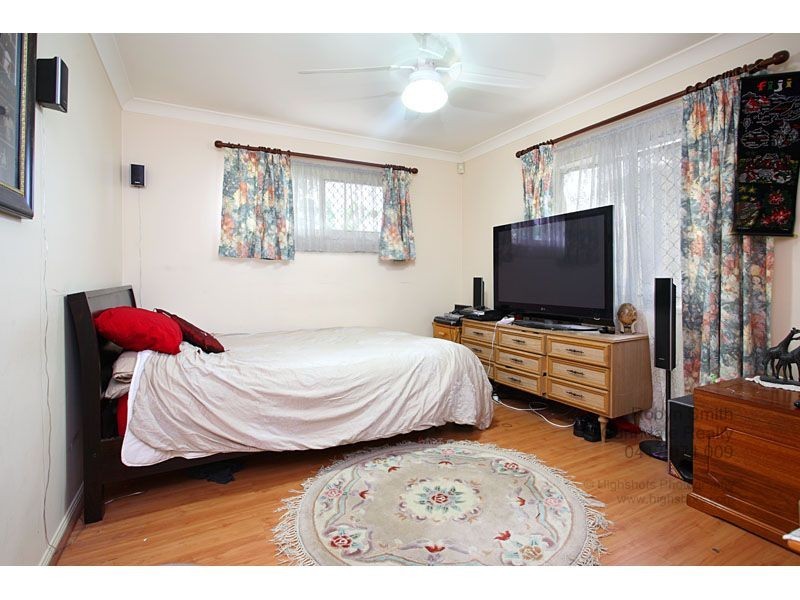 37 Ridgeview Street, Carindale QLD 4152