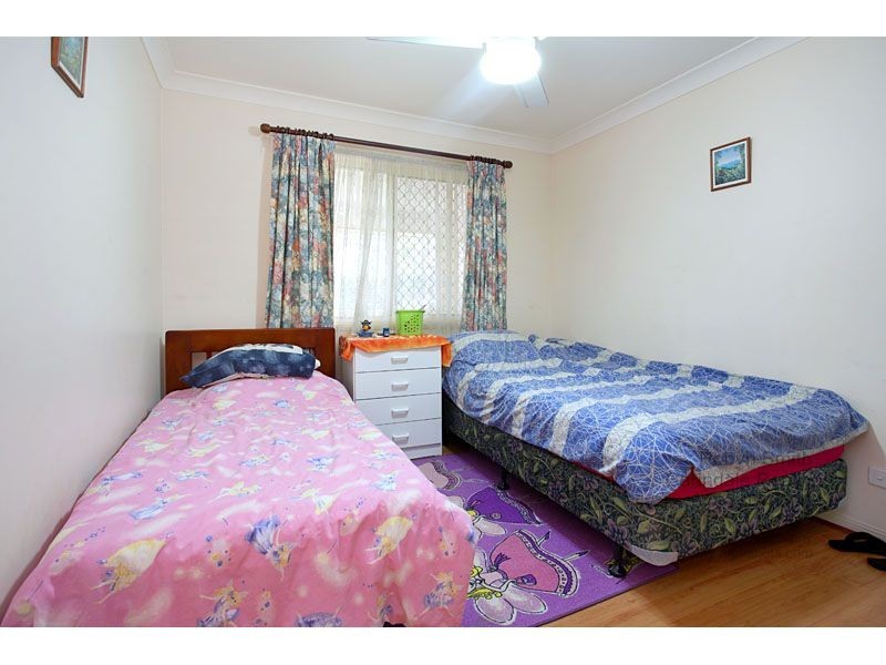 37 Ridgeview Street, Carindale QLD 4152