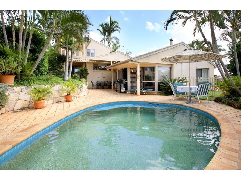 8 Carnegie Court, Carindale QLD 4152