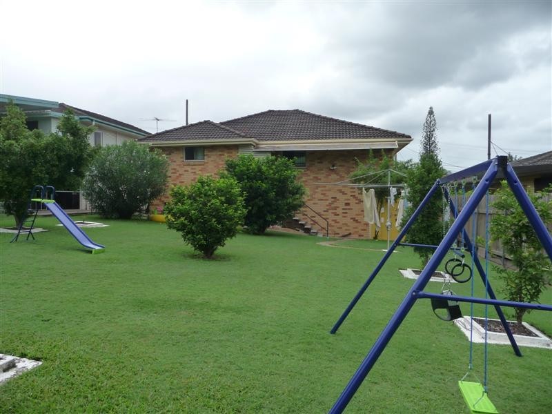 32 Chater Street, Carina QLD 4152