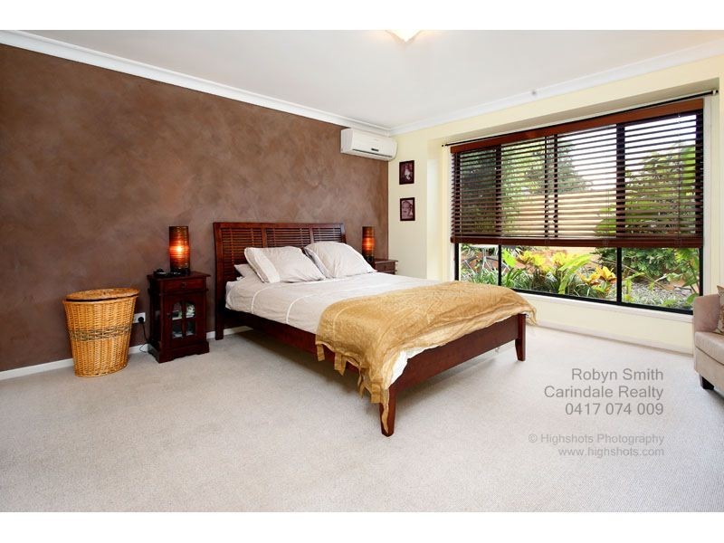 12 Narrabeen Crescent, Carindale QLD 4152