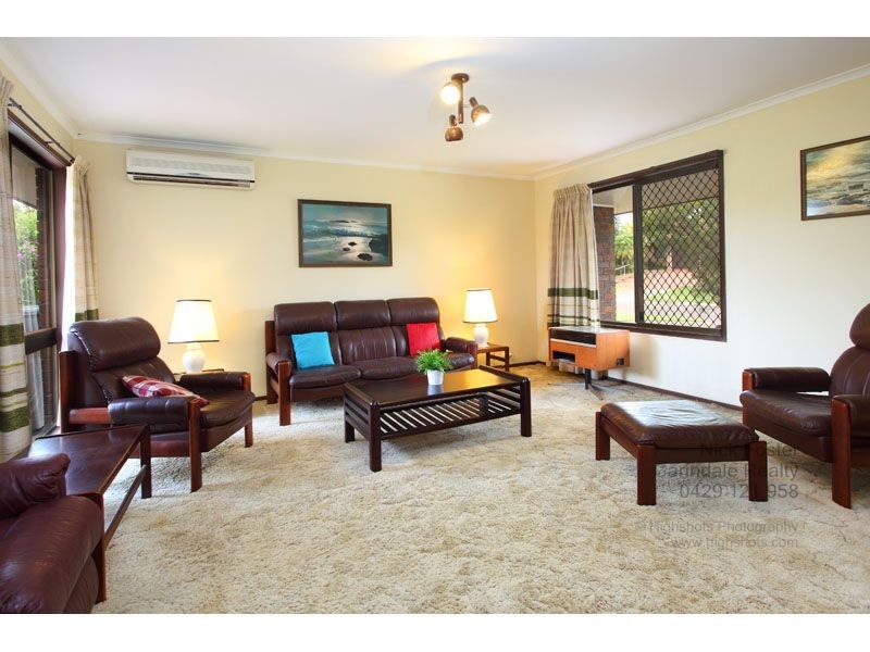 26 Banwell Crescent, Carindale QLD 4152