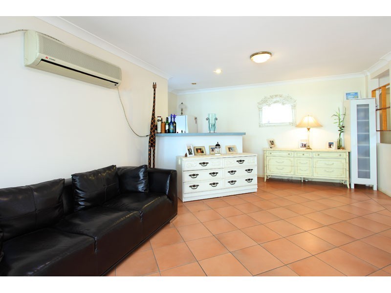 9 Michelangelo Crescent, Mackenzie QLD 4156