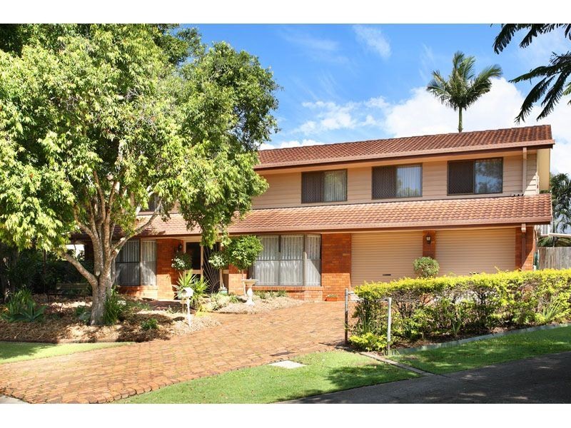 14 Lydford Court, Carindale QLD 4152