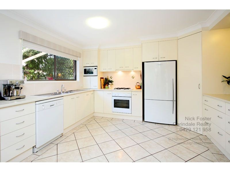 14 Lydford Court, Carindale QLD 4152