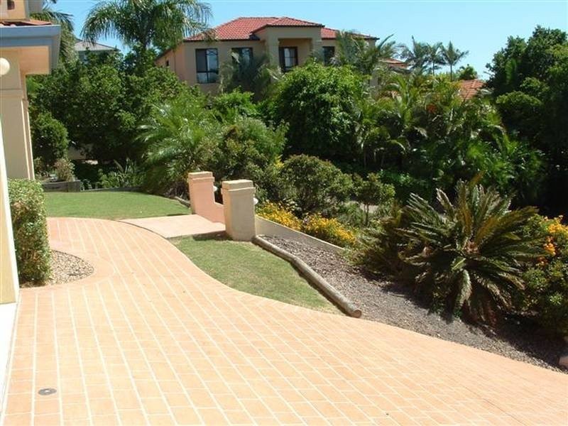 13  Raphael Place, Mackenzie QLD 4156