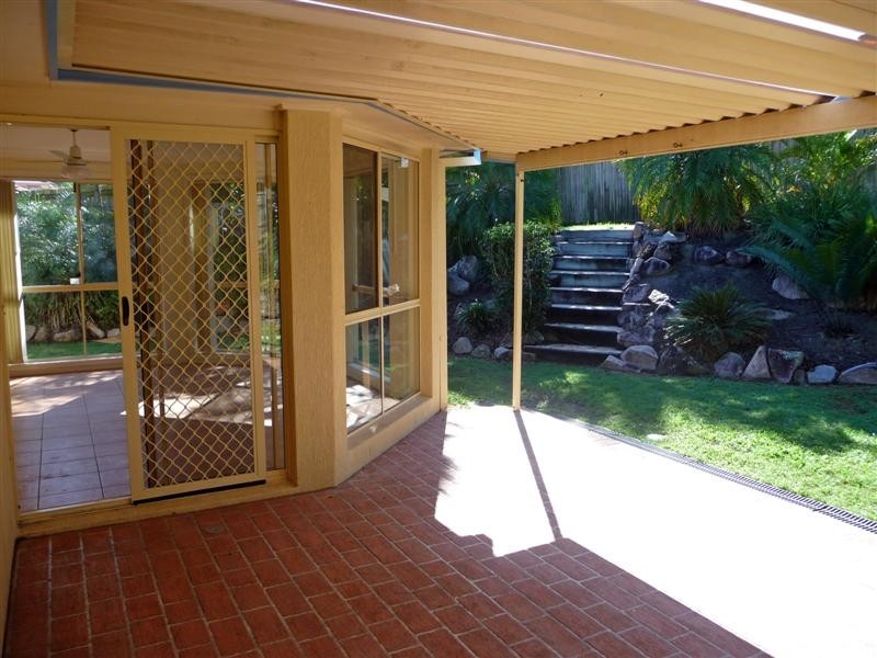 13  Raphael Place, Mackenzie QLD 4156