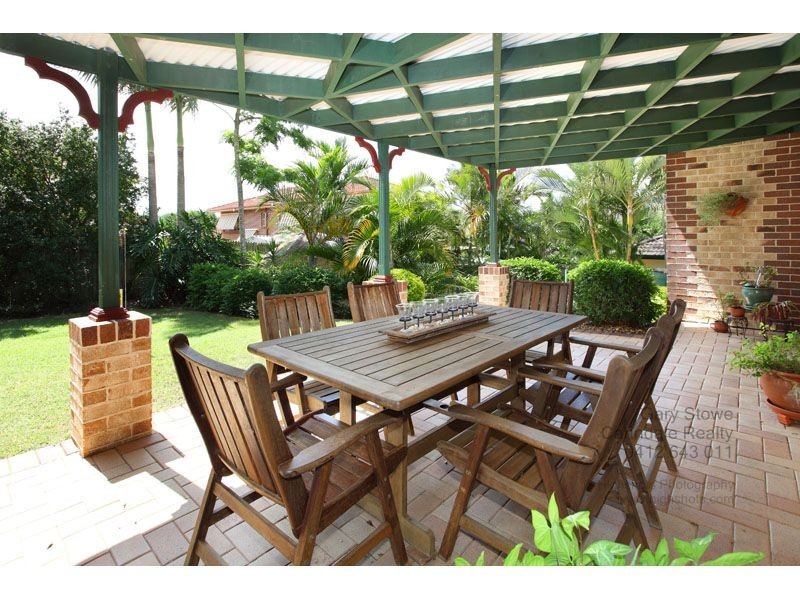 135 Cribb Road, Carindale QLD 4152