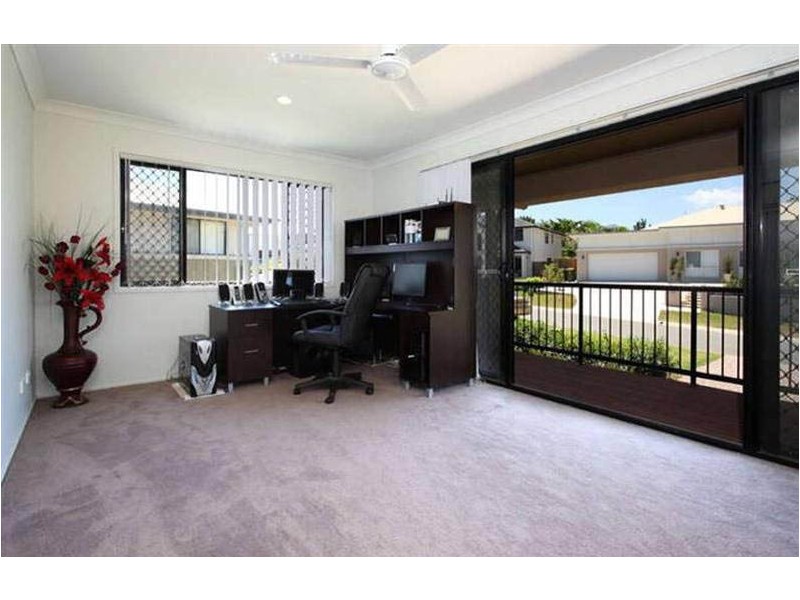 19 Lachlan Drive, Wakerley QLD 4154