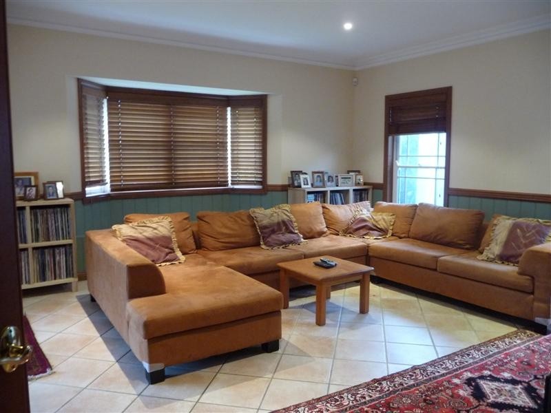 289  Cribb Road, Carindale QLD 4152