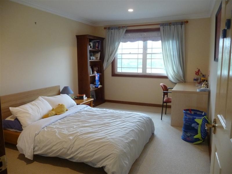 289  Cribb Road, Carindale QLD 4152