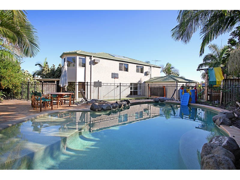 11 Eucalypt Close, Mackenzie QLD 4156