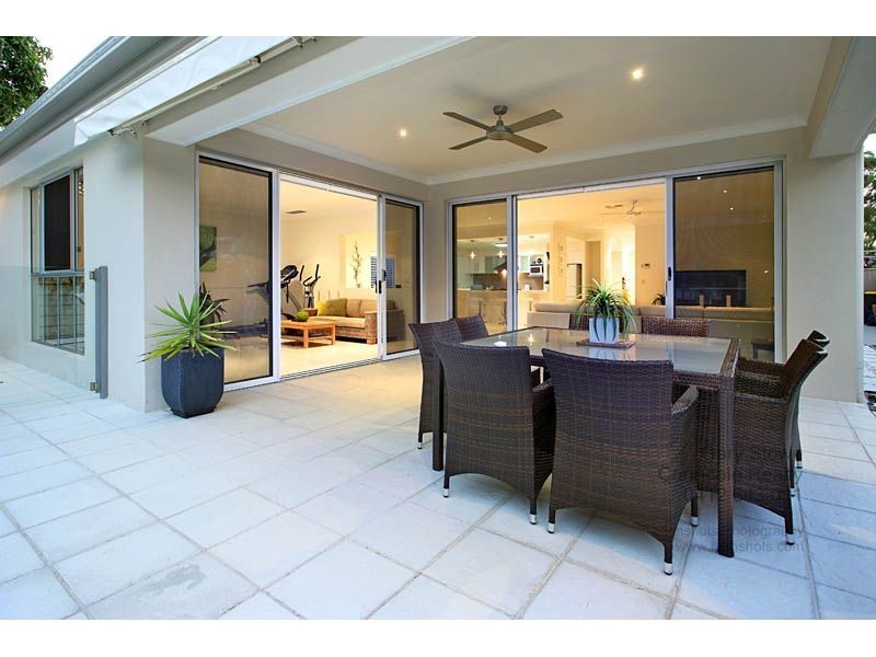 17 Jackman Street, Coorparoo QLD 4151