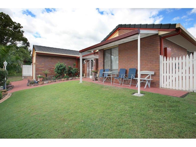 397 Winstanley Street, Carindale QLD 4152