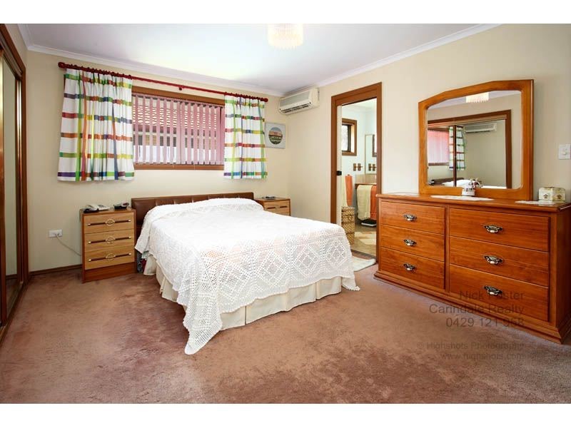 397 Winstanley Street, Carindale QLD 4152