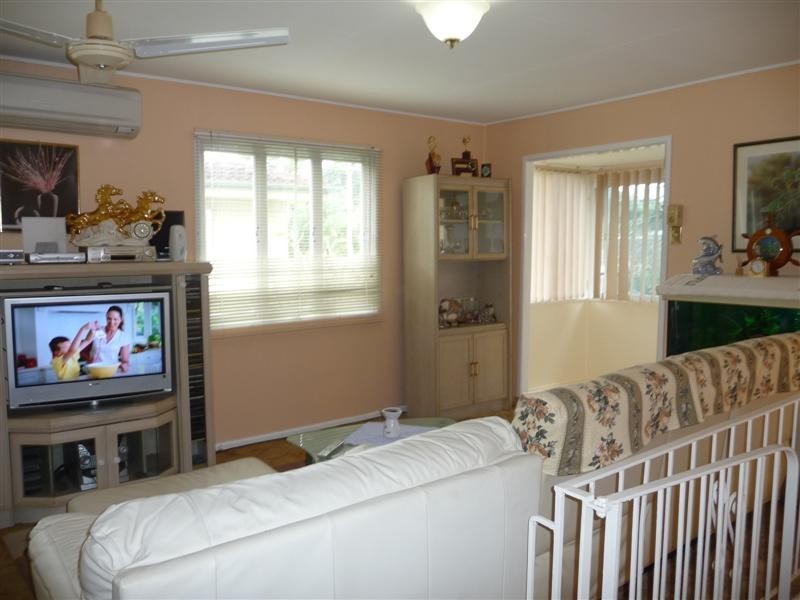 69 Malabar Street, Wynnum West QLD 4178