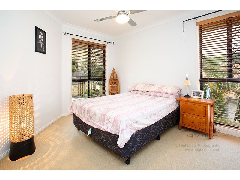 50 Kenilworth Place, Carindale QLD 4152