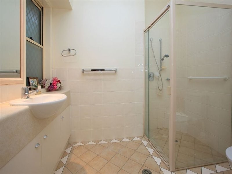 19 Oleander Pl, Carindale QLD 4152