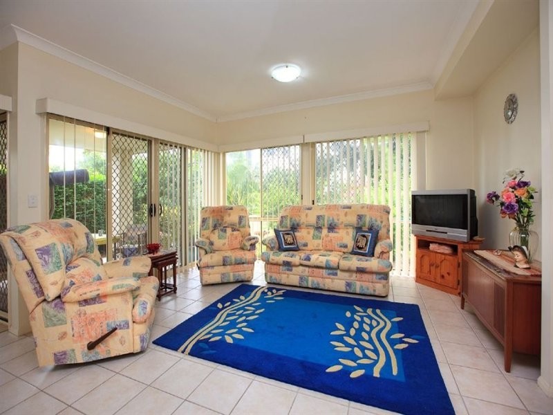 19 Oleander Pl, Carindale QLD 4152