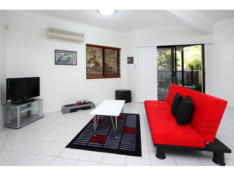 26 St Andrews Crescent, Carindale QLD 4152