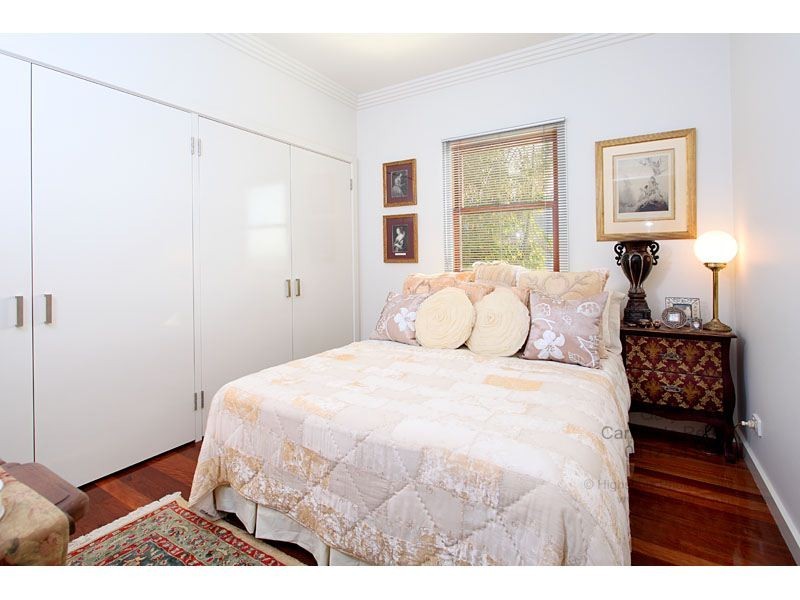 53  Brisbane Street, Bulimba QLD 4171