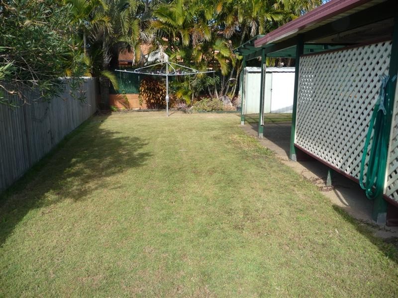 64 Donnington Street, Carindale QLD 4152