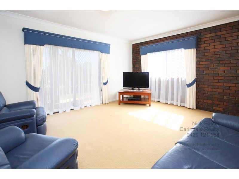 18 Raymore Court, Carindale QLD 4152